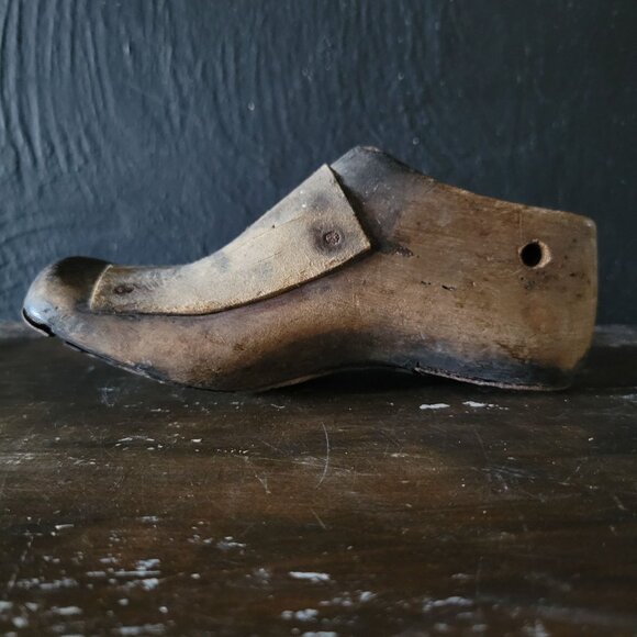 Antique Wooden Shoe Mold Cobblers Form, Child Shoe Form, Shabby Chic Decor - Picture 3 of 7